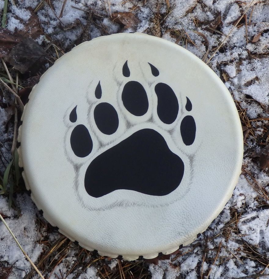 Savage Aesthethics: A Married Couple Recreates Amazingly Beautiful Ritual Siberian Drums