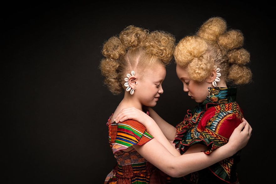 Baroque-Inspired Portraits Of Black Girls Highlight Their Amazing Natural Hair So Other Girls Would Stop Hiding It Baroque-Inspired Portraits Of Black Girls Highlight Their Amazing Natural Hair So Other Girls Would Stop Hiding It