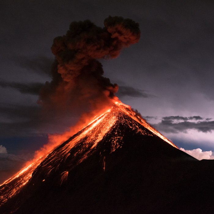 I Captured The Beauty Of The Volcano Fuego During The Eruption