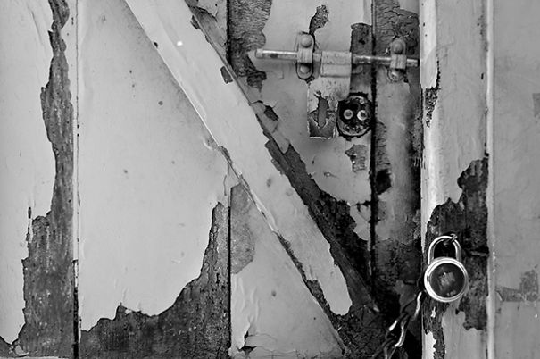 I Captured The Beauty Of Locked Gates Across My Country