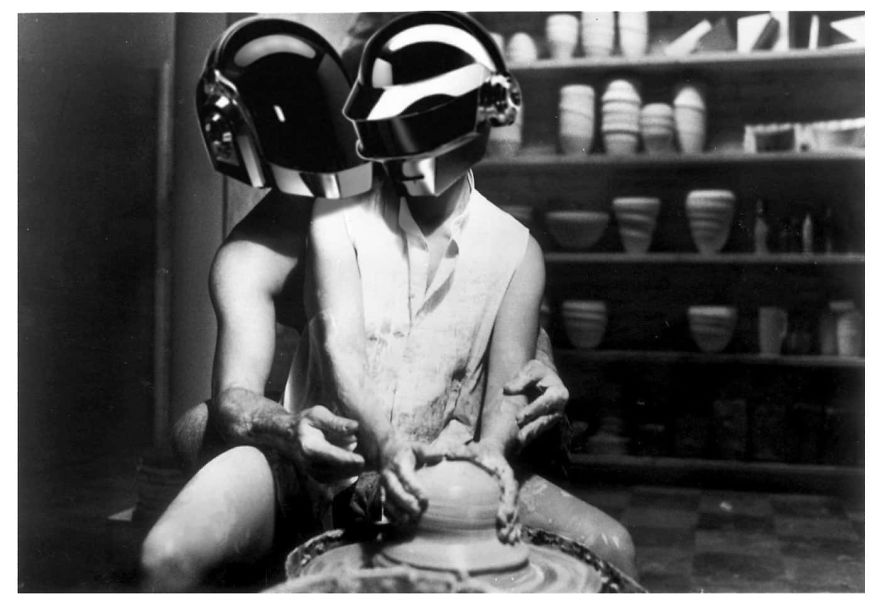 Those Guys Just Photoshopped The Daft Punk In Every Memorable Movie Scene