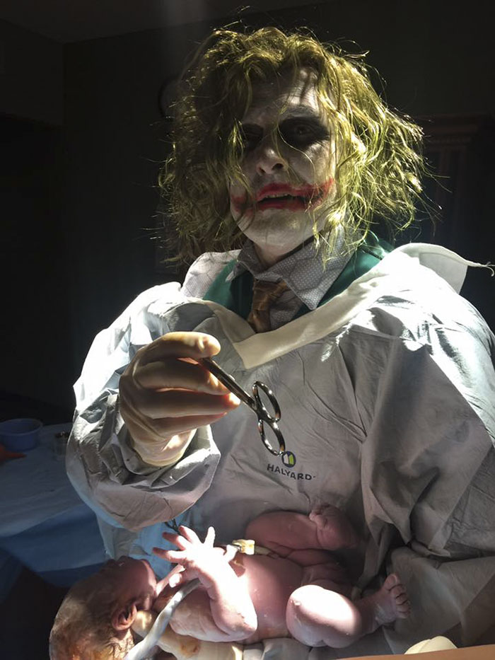 This Doctor Delivered A Baby On Halloween Dressed Up As The Joker This Doctor Delivered A Baby On Halloween Dressed Up As The Joker