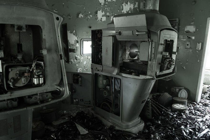 The Abandoned Cinema "Cosmos"