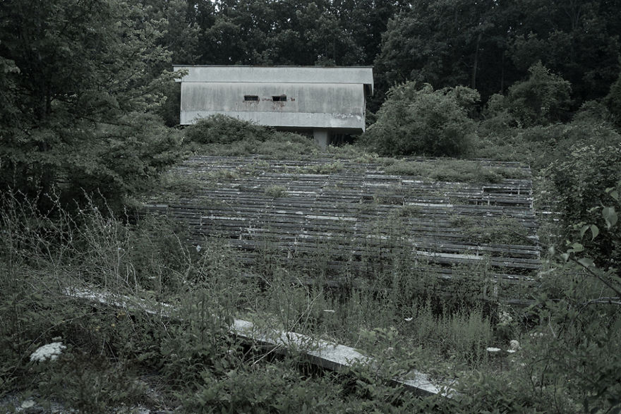 The Abandoned Cinema "Cosmos"
