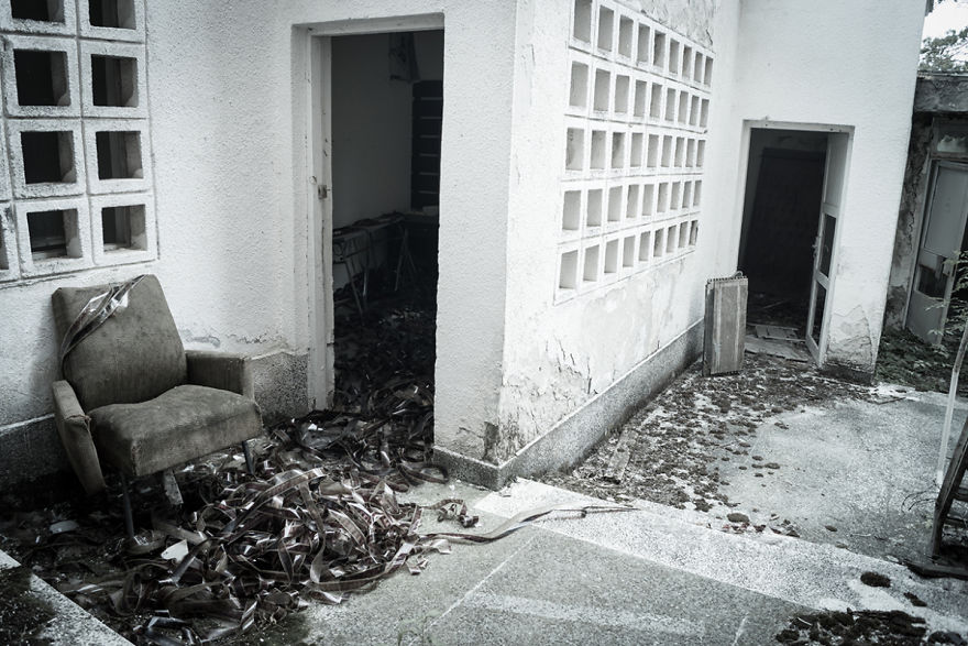 The Abandoned Cinema "Cosmos"