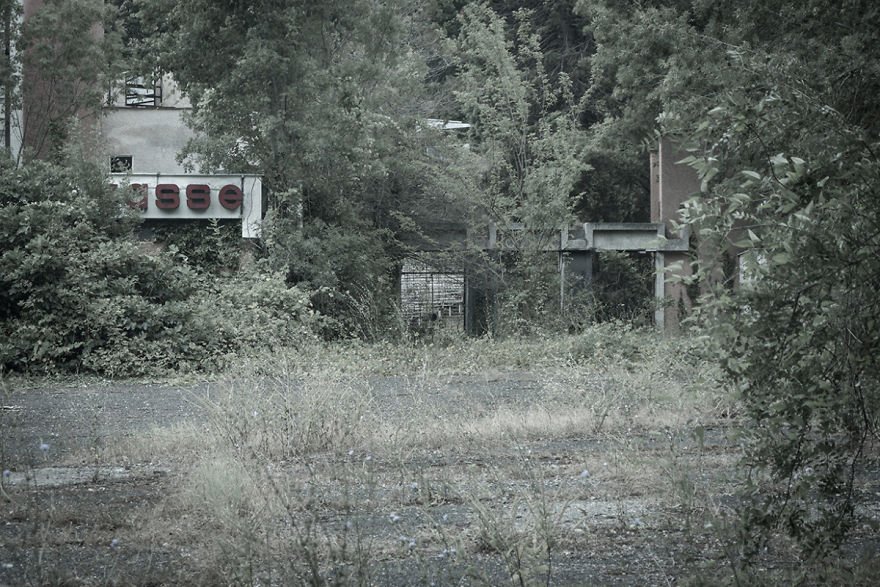 The Abandoned Cinema "Cosmos"