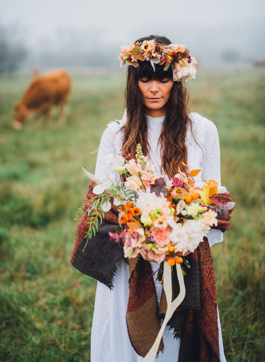 40 Years Later, Daughter Decides To Give Her Mother's Wedding Dress A Second Life