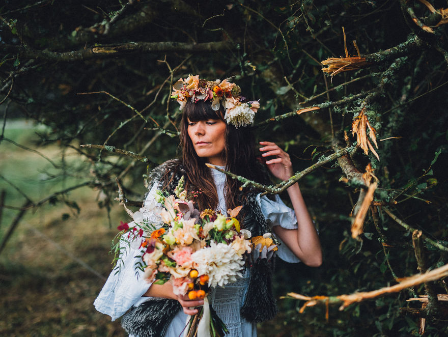 40 Years Later, Daughter Decides To Give Her Mother's Wedding Dress A Second Life