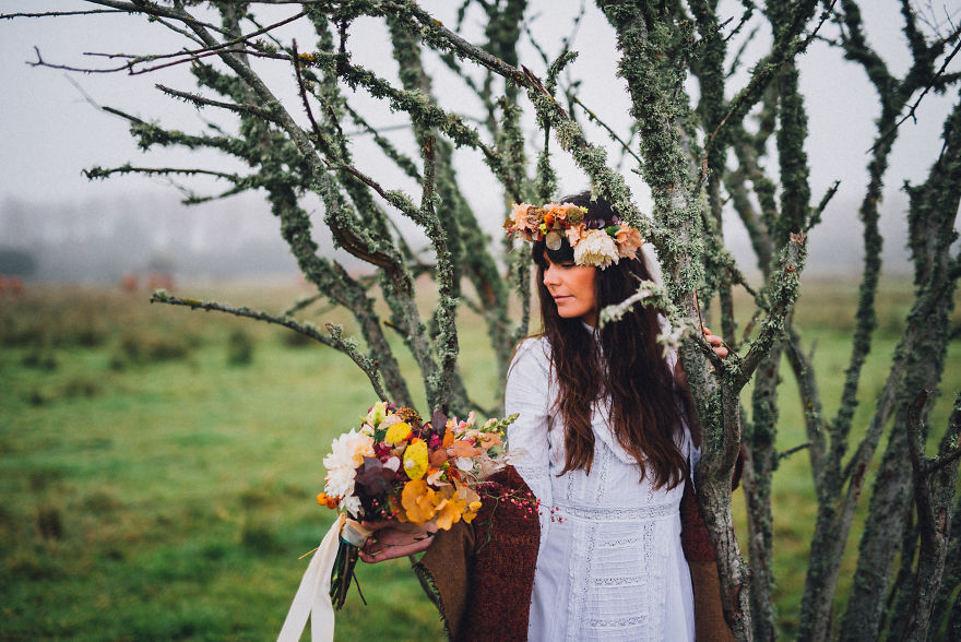 40 Years Later, Daughter Decides To Give Her Mother's Wedding Dress A Second Life