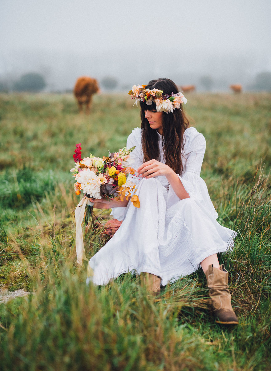 40 Years Later, Daughter Decides To Give Her Mother's Wedding Dress A Second Life