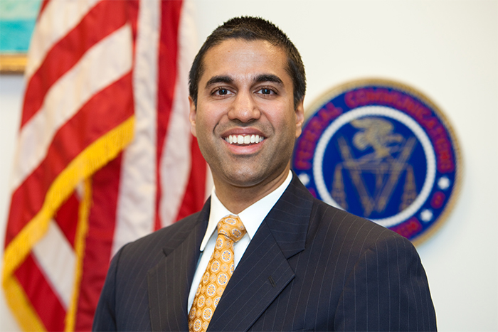 'WeRateDogs' Owner Realizes Net Neutrality Killer Ajit Pai Follows Him On Twitter, Gives Him A Taste Of His Own Medicine 'WeRateDogs' Owner Realizes Net Neutrality Killer Ajit Pai Follows Him On Twitter, Gives Him A Taste Of His Own Medicine