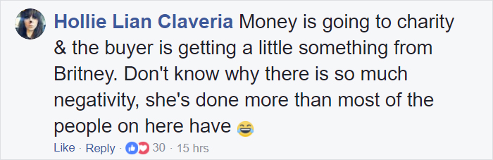 Britney Spears Sells Her Painting For $10,000