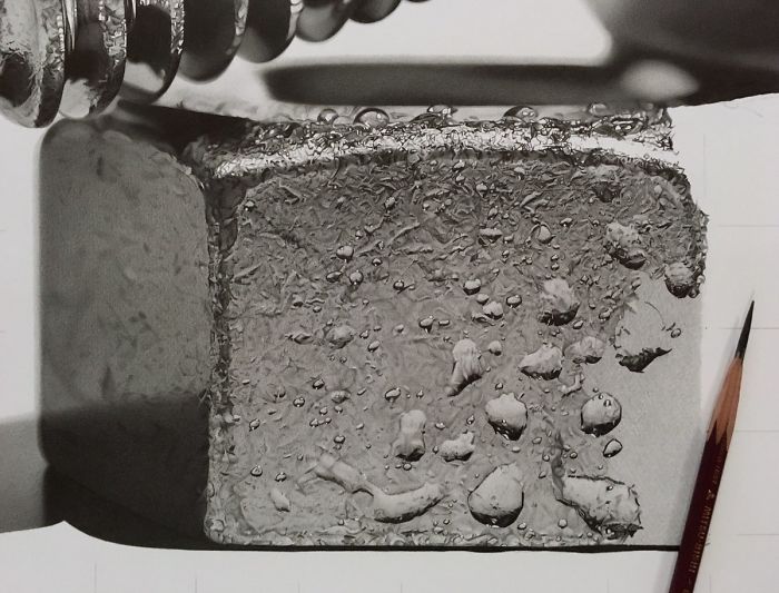 This Japanese Artist's Pencil Drawings Are So Realistic, People Can't Believe They're Not Photographs This Japanese Artist's Pencil Drawings Are So Realistic, People Can't Believe They're Not Photographs