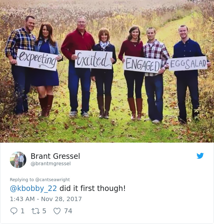 This Family's Christmas Card Goes Viral After People Notice One Savage Detail This Family's Christmas Card Goes Viral After People Notice One Savage Detail