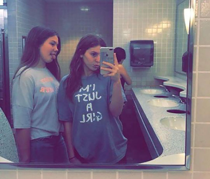 sisters-text-frenemies-trinity-hartman-3 sisters-text-frenemies-trinity-hartman-3