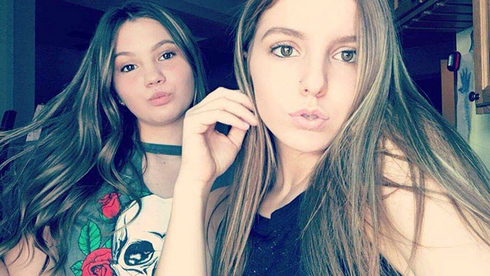 sisters-text-frenemies-trinity-hartman-4