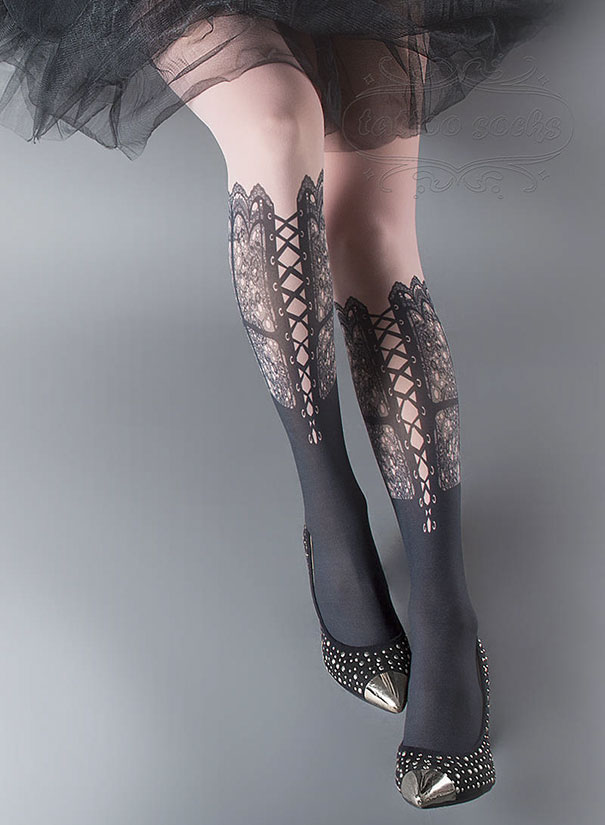 Tattoo socks with lace design, perfect for tattoo enthusiasts seeking non-permanent options.
