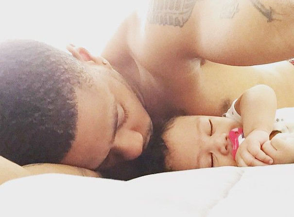 5 Signs He Would Make A Great Father 5 Signs He Would Make A Great Father