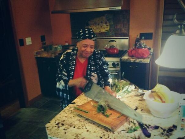 I Got Flowers And Asked My Grammy To Help Cut Them For Me