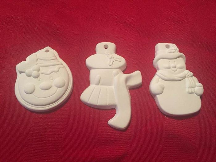 What The Hell Is This Middle Ornament Supposed To Be?