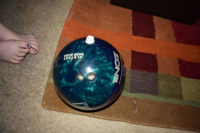 This Guy Wanted To Take Revenge For His Sister&rsquo;s Obnoxious Gift Last Year, And The Result Is Pure, Packaged Evil