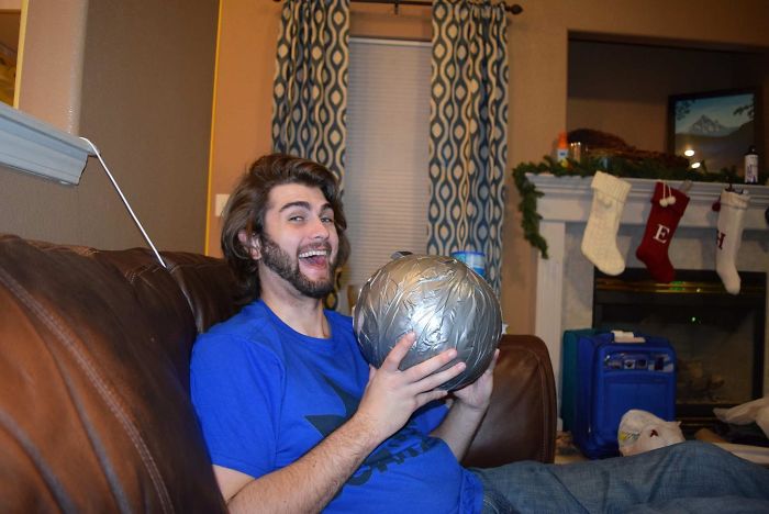 This Guy Wanted To Take Revenge For His Sister&rsquo;s Obnoxious Gift Last Year, And The Result Is Pure, Packaged Evil