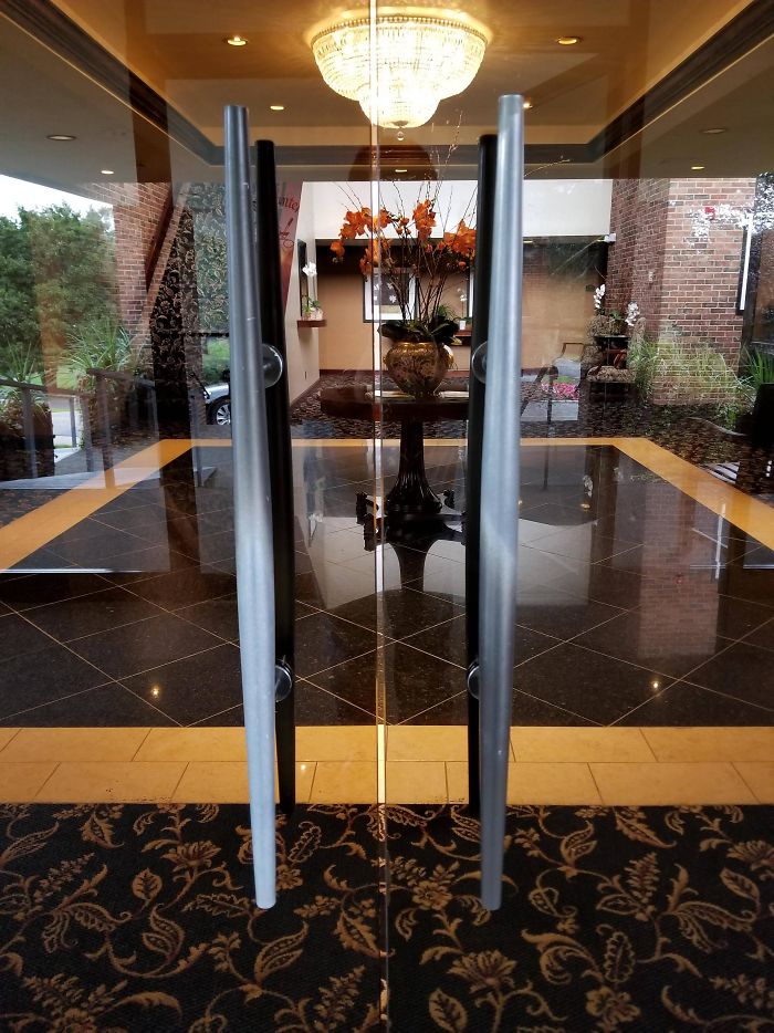 The Left Handle Is Worn On The Bottom But The Right Handle Is Worn On Top