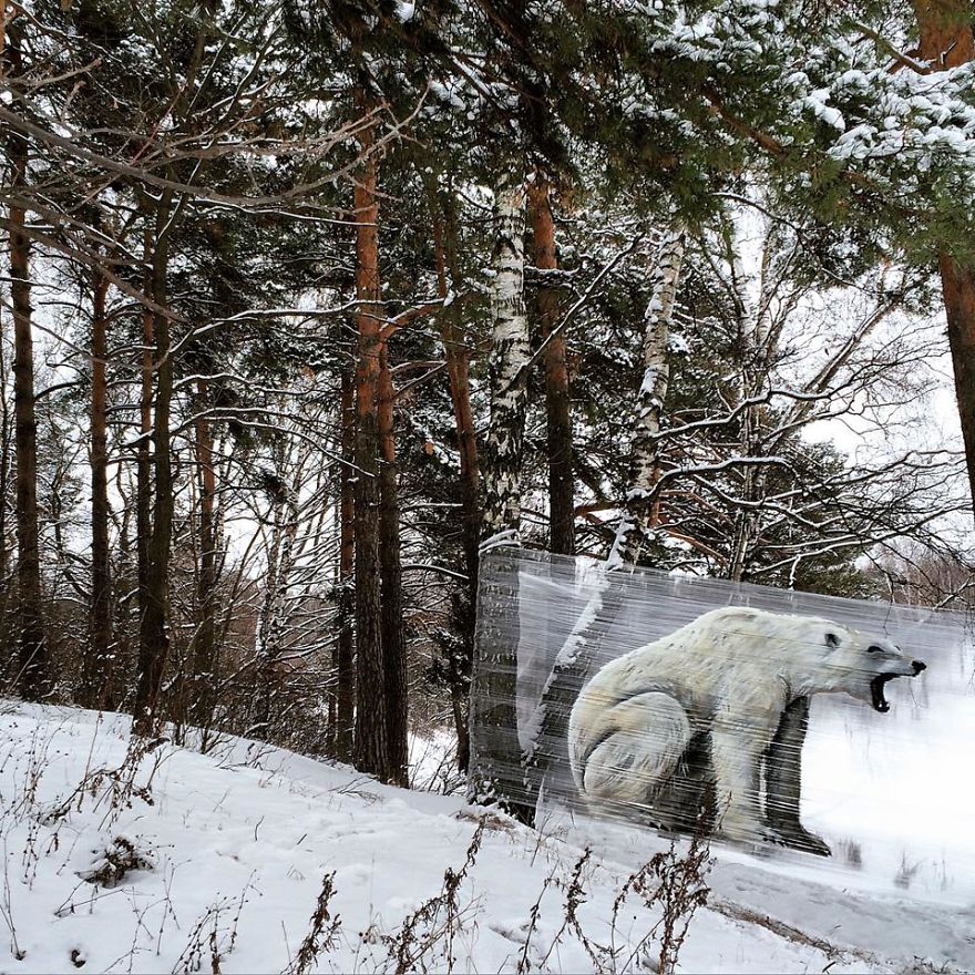 I Spray-Paint Animals On Plastic Wrap In The Forest I Spray-Paint Animals On Plastic Wrap In The Forest