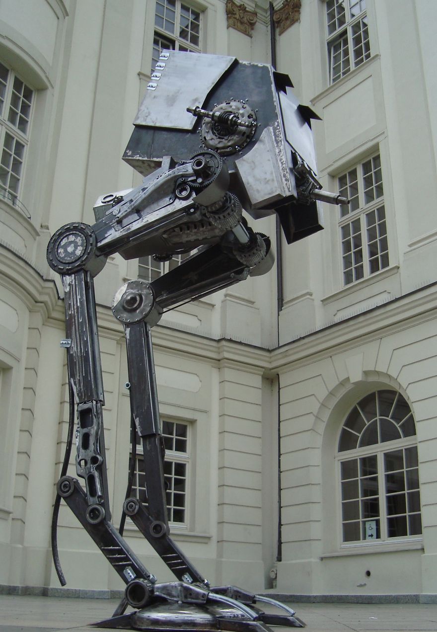 Polish Artist Turns Scrap Metal Into Incredible Sculptures