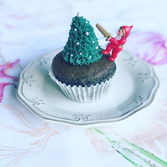 Creative-Holiday-Cupcake-Recipes