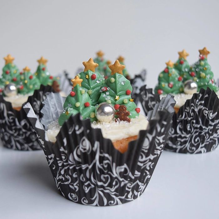 Creative-Holiday-Cupcake-Recipes