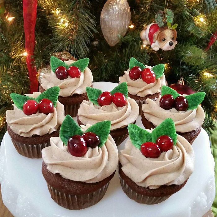 Creative-Holiday-Cupcake-Recipes