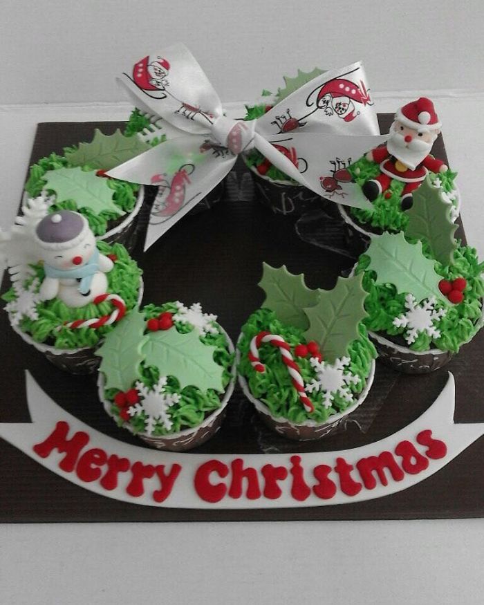 Creative-Holiday-Cupcake-Recipes