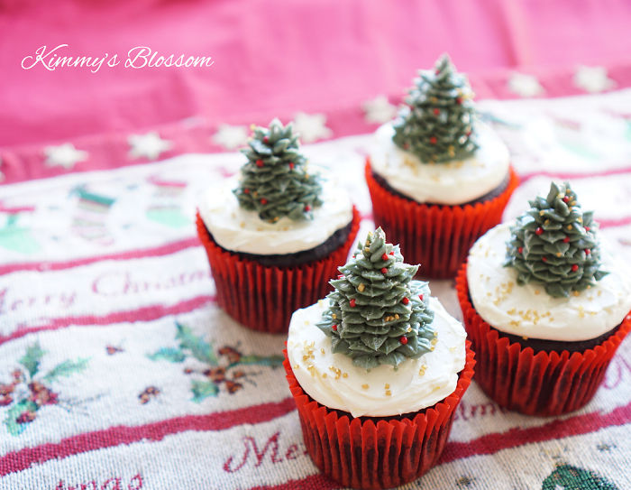 Creative-Holiday-Cupcake-Recipes