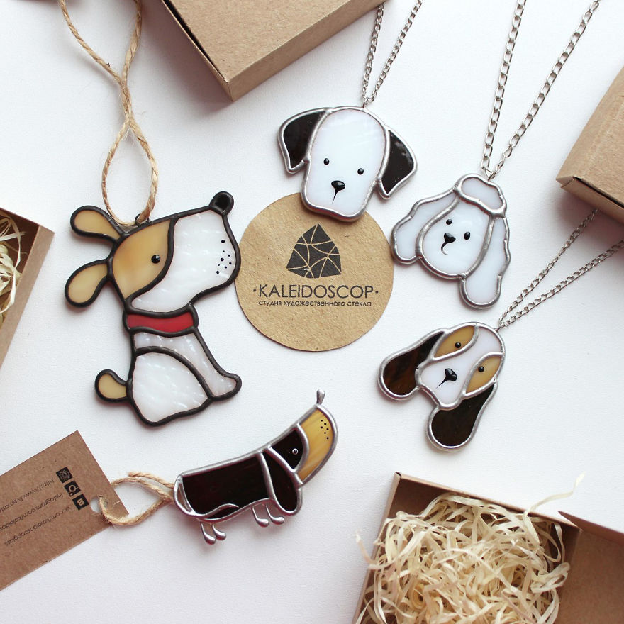 Colourful Glass Kaleidoscope: 20+ Beautiful Christmas Tree Decorations