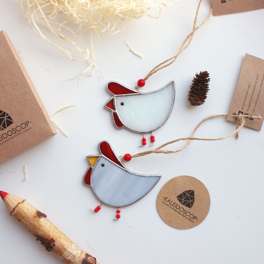 Colourful Glass Kaleidoscope: 20+ Beautiful Christmas Tree Decorations