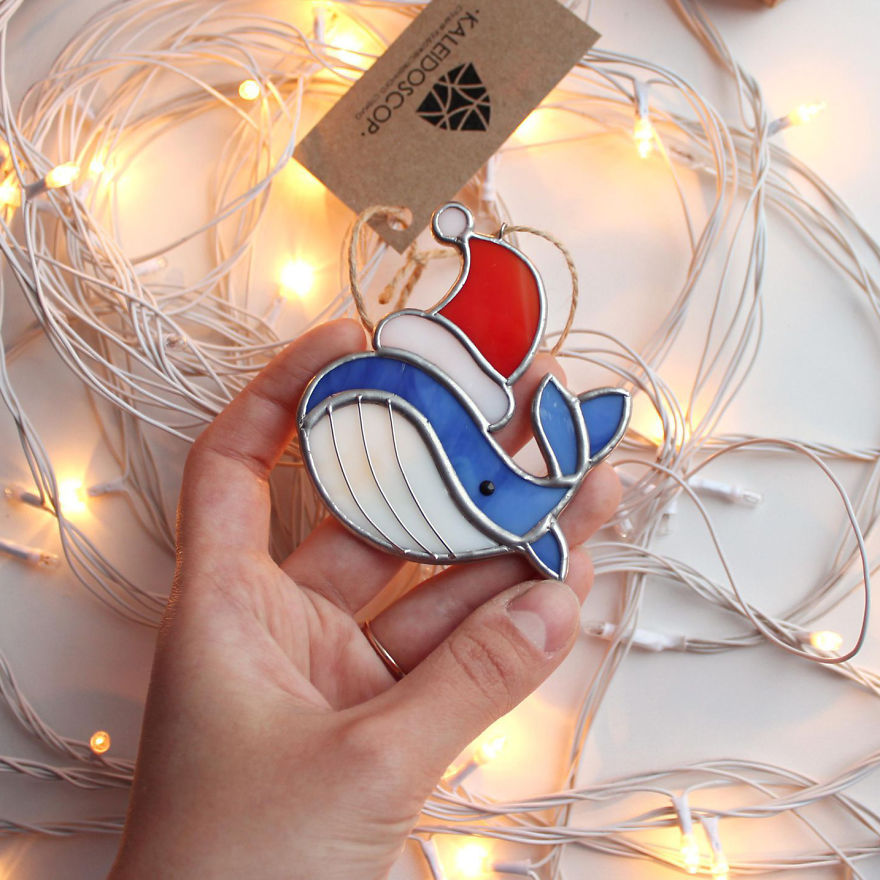 Colourful Glass Kaleidoscope: 20+ Beautiful Christmas Tree Decorations