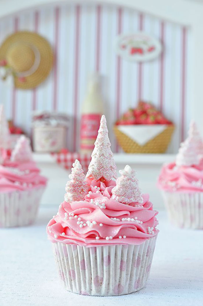 Creative-Holiday-Cupcake-Recipes