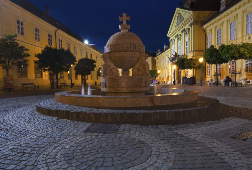 I Photographed My Hungarian Hometown At Night I Photographed My Hungarian Hometown At Night
