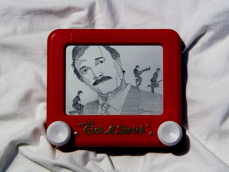 Etch-A-Sketch Artist Creates Mind-Blowing Works By Simply Turning The Dials