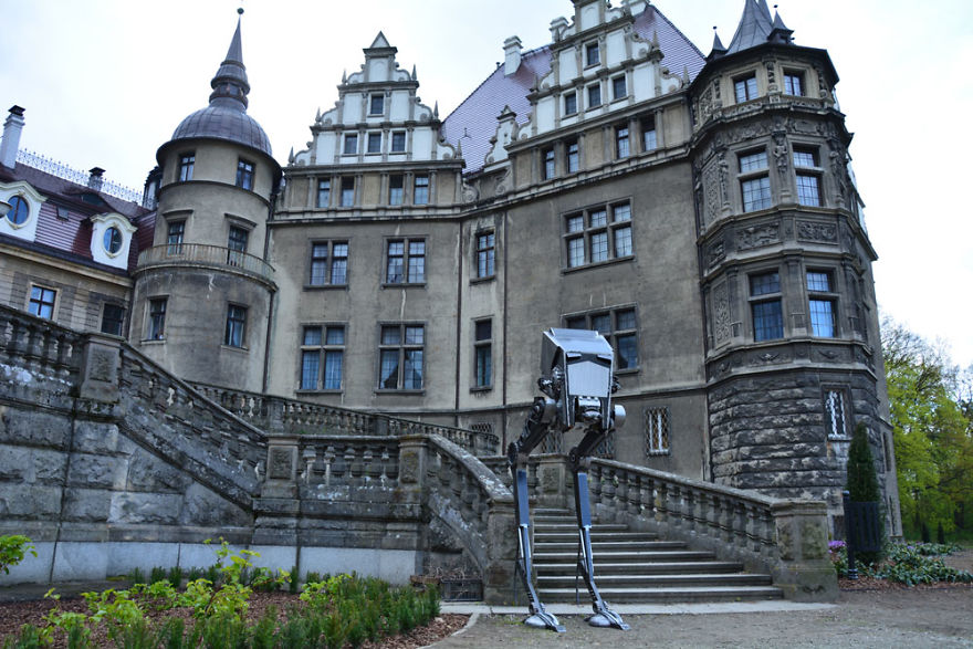 Polish Artist Turns Scrap Metal Into Incredible Sculptures Polish Artist Turns Scrap Metal Into Incredible Sculptures