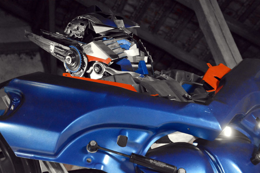 Polish Artist Turns Scrap Metal Into Incredible Sculptures