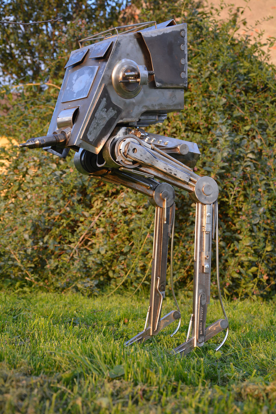 Polish Artist Turns Scrap Metal Into Incredible Sculptures