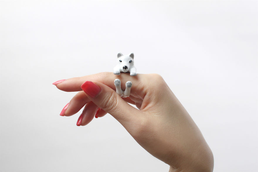 Mary Lou White Husky Ring