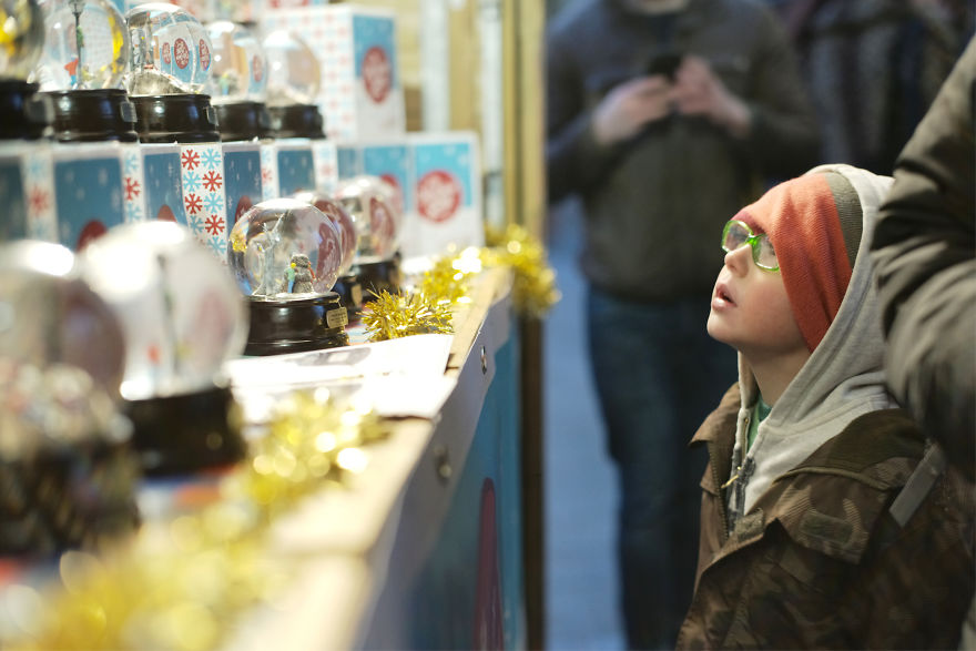 Snowless Snow Globes Imagine The Future Of Christmas At The Hands Of Climate Change