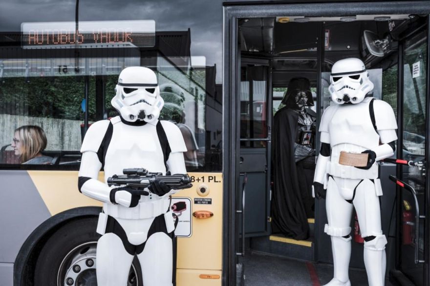 Photographer Imagines What It Would Be Like If Darth Vader Went Through A Financial Crisis