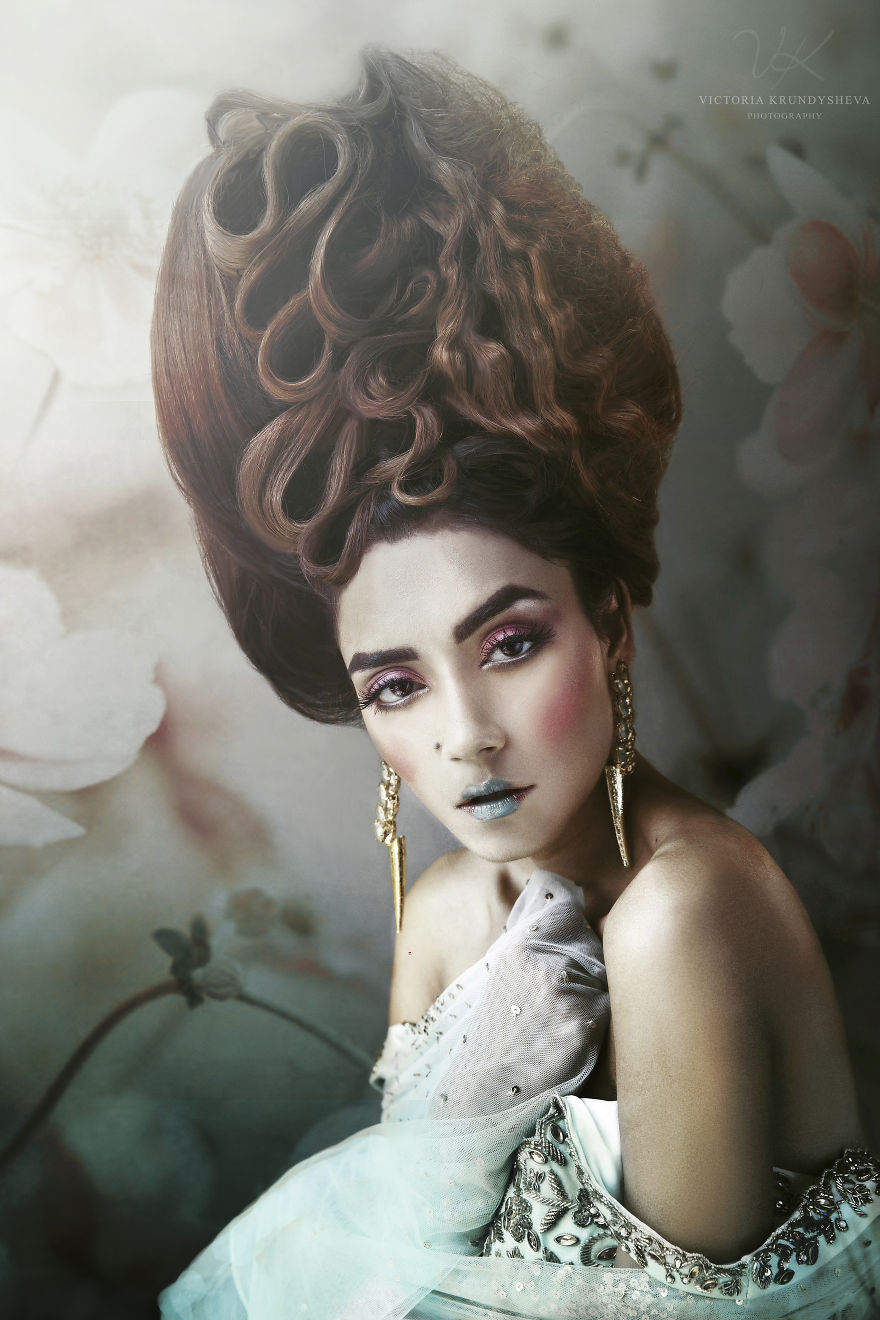 I Invite You Into My Dollhouse I Invite You Into My Dollhouse