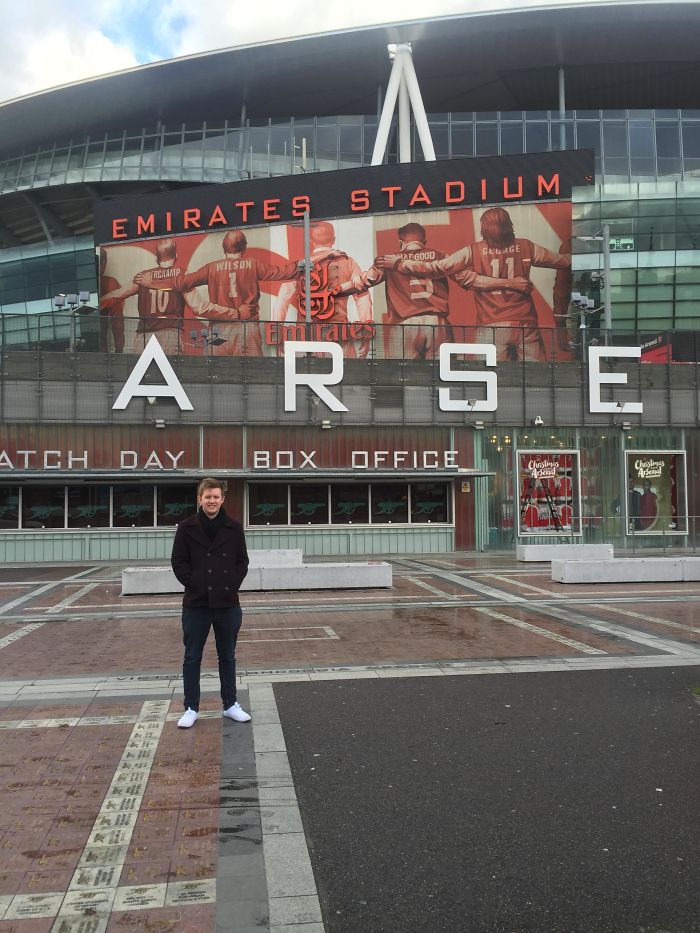 Girlfriend Said She Would Take A Pic Of Me Outside The Emirates Stadium