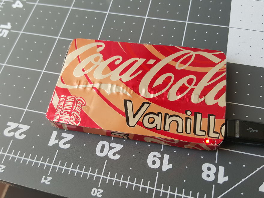 This Is How I Repurposed Coke Cans And Made A Credit Card Size Power Bank Phone Charger This Is How I Repurposed Coke Cans And Made A Credit Card Size Power Bank Phone Charger