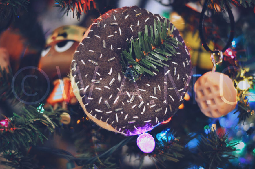 This Is What Happens When A Group Of Nerds At The Office Love Christmas And Stranger Things